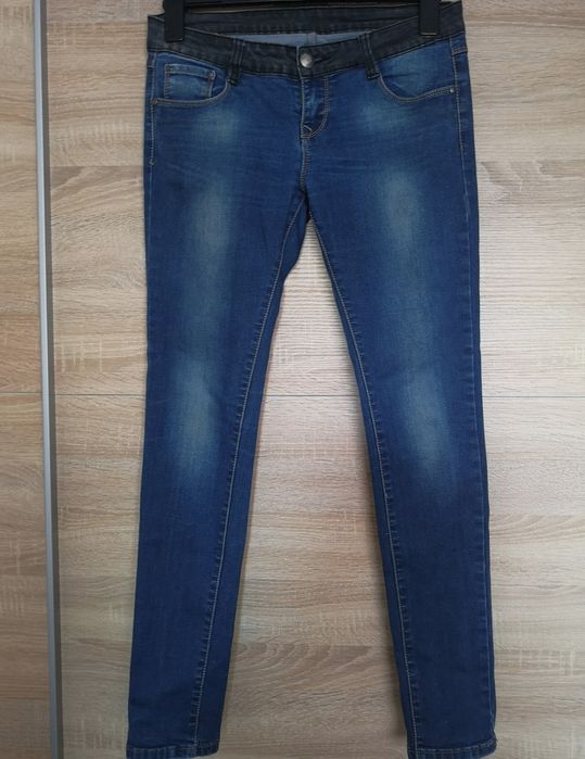 Jeansy rurki damskie