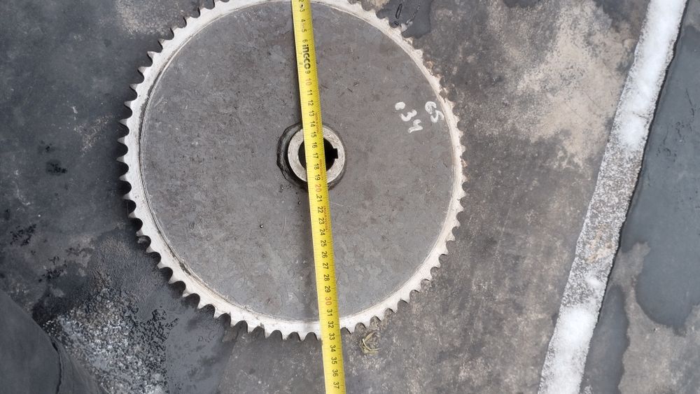 Зірочка 65 зубів крок 15,875 звездочка