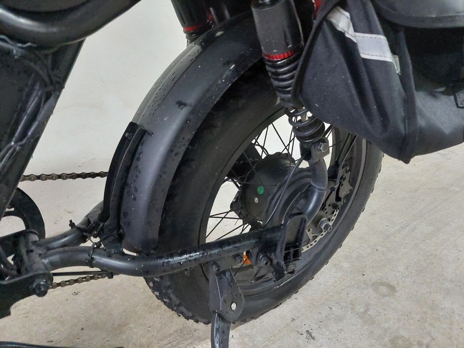 Bicicleta elétrica Emoko c93 1000W 50km/h