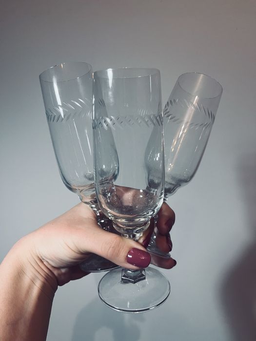 Zestaw szklanych pieknych kieliszkow prl retro