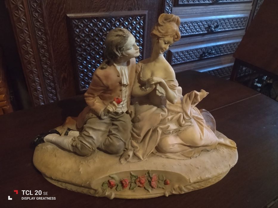 Bela peça de casal de namorados