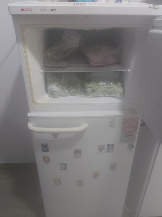 Vendo frigorífico a trabalhar bem
