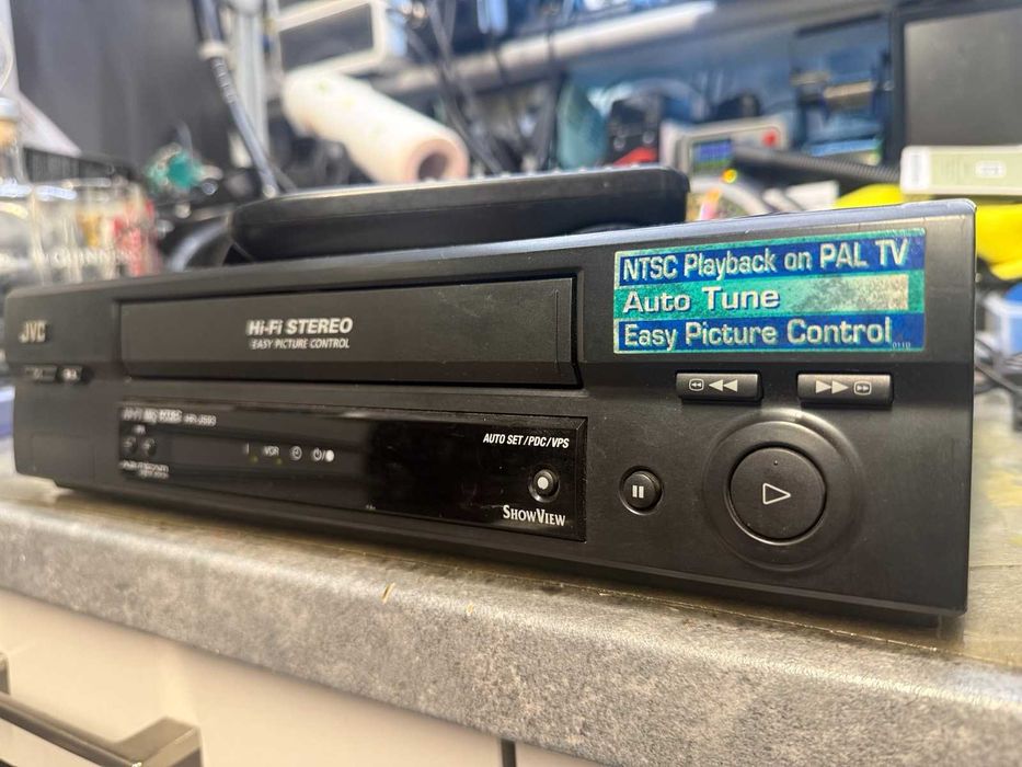 Magnetowid  JVC HR-J593 VHS