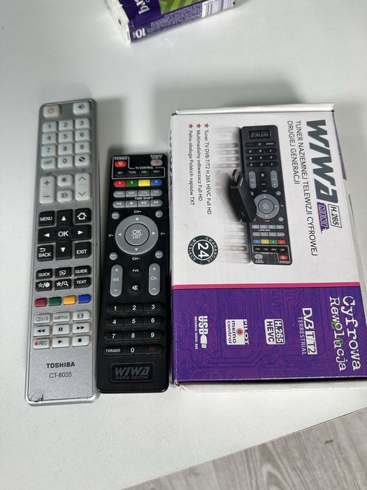 Tv Toshiba 40” plus dekoder Wiwa