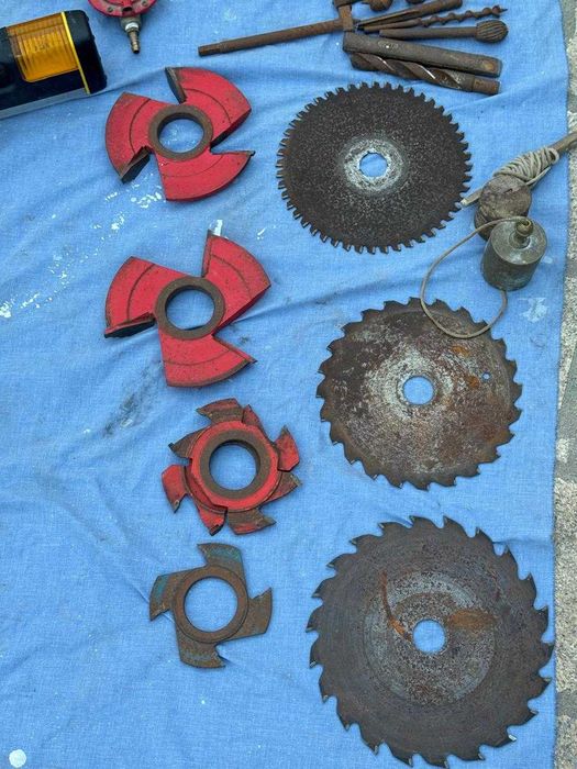 Ferramentas antigas de carpintaria e bricolage – lote variado