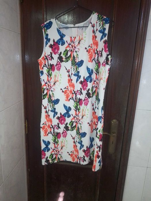 Vestido florido de verão tamanho único