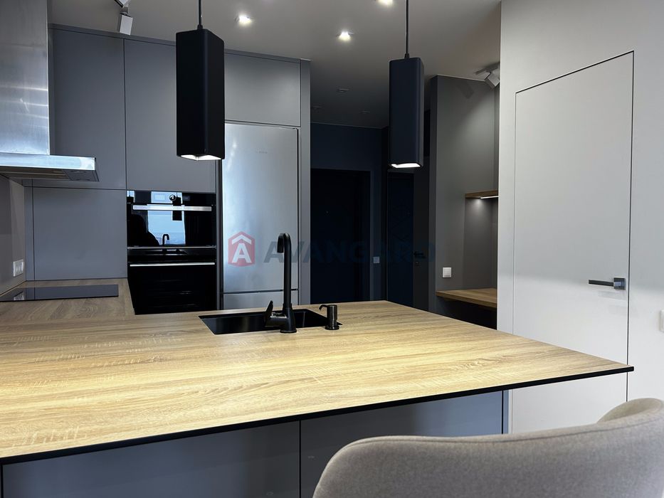 Продаж 1 кімнатна 47 м2 з преміальним ремонтом та повною комплектацією