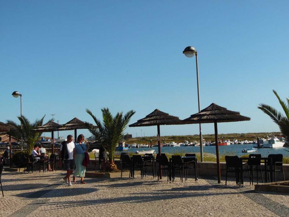 CASA ALVOR - T1, A Pé para a Praia e Centro + Estacionamento - TOTALMENTE DISPONÍVEL - DESCONTOS - ALVOR