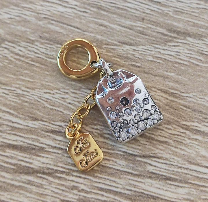 Zawieszka torebka herbaty Bridgertonowie Pozłacane S925