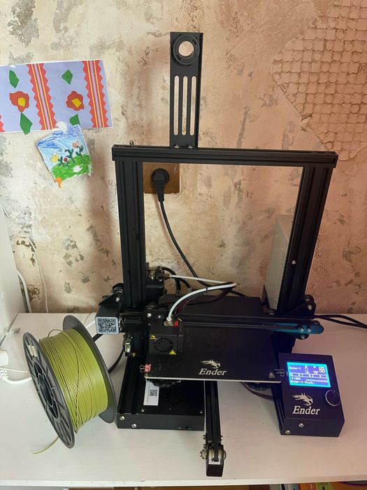 Продам 3D принтер Ender-3