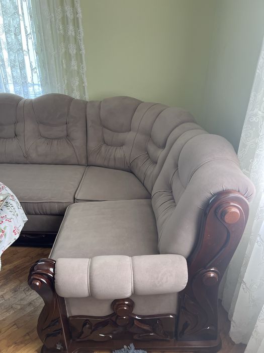 Продам диван вживаний