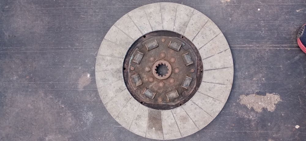 Диск зчеплення на трактор МТЗ-80, МТЗ-82 (оригінал).
