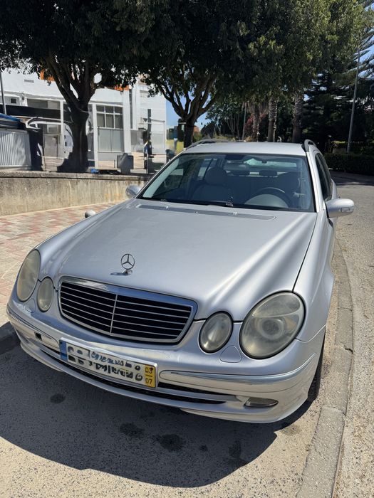 Mercedes-Benz E 220 — fotografia 4