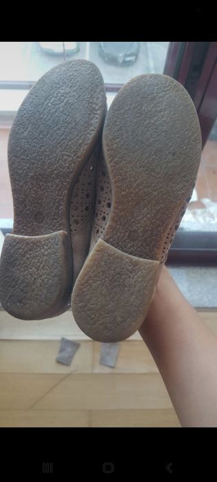 Sapatos em pele como novos