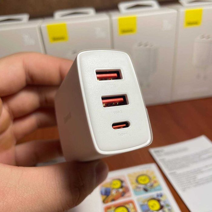 Baseus Compact Quick Charger 30W | 2USB + Type-C | Оригінал