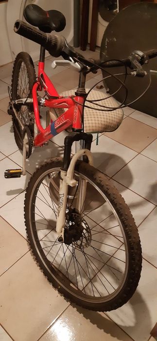 Bicicleta BTT  com Suspensão Total (Roda 26)
