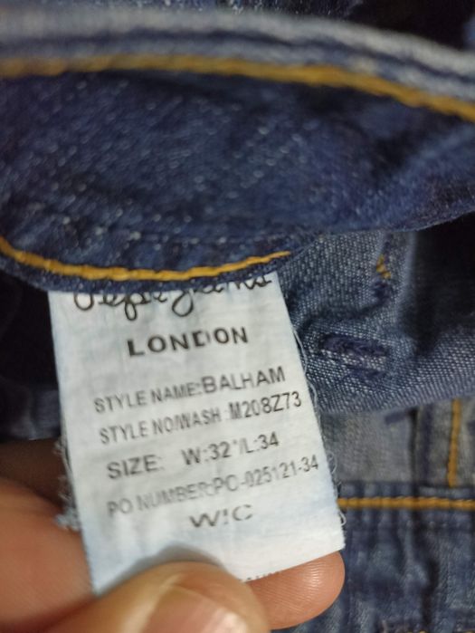 Casaco pele verdadeira forrado a pêlo. Calças