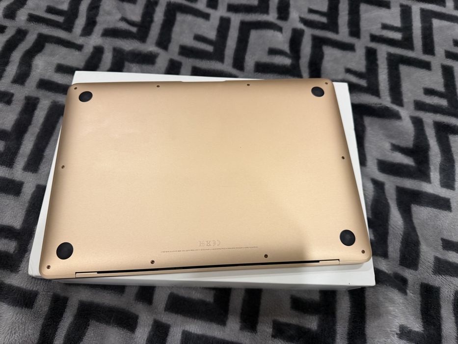 MacBook Air M1 13” Gold | 95% Battery | Like New | Box Included