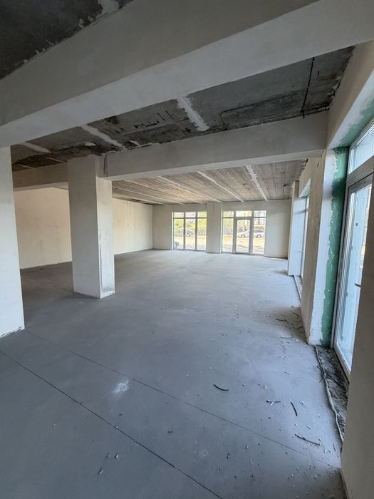Продаж комерційного приміщення 280 кв.м