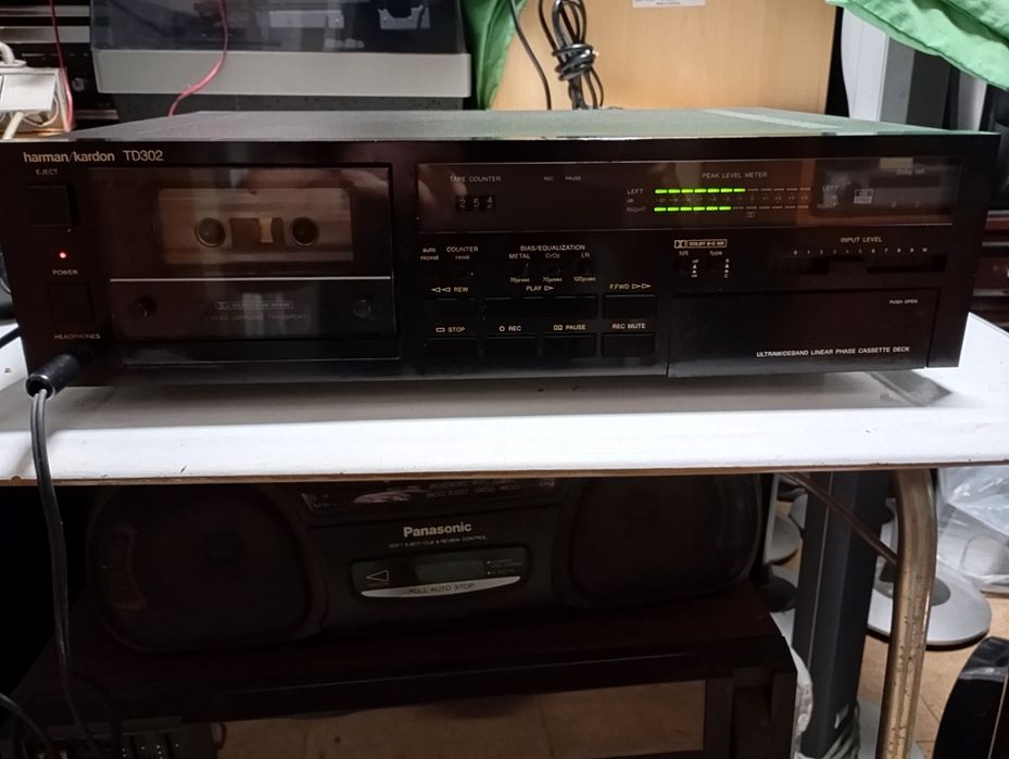 Sprzedam magnetofon Harman Kardon Td  302..