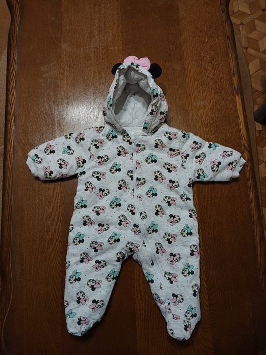 Kombinezon ocieplany dla dziewczynki rozmiar 62 z kapturem na zamek