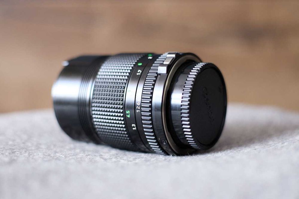 Canon fd 135mm f.2.8 ZADBANY!