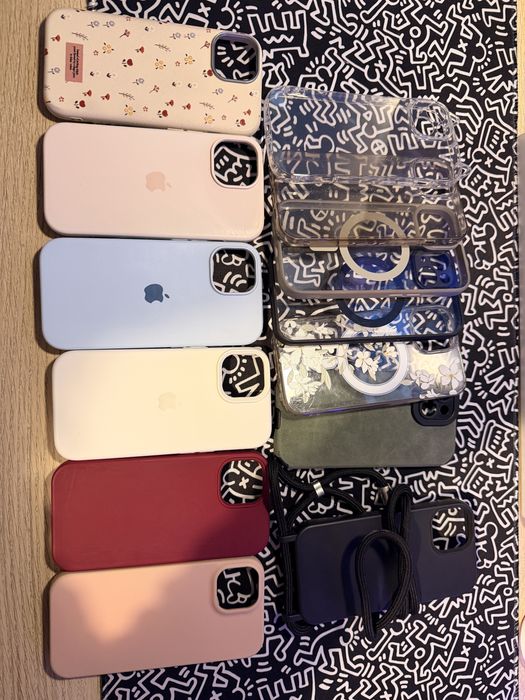 iPhone 15 - 128gb + 13 capas (negociável)
