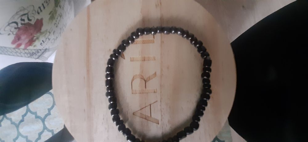 Czarna bransoletka 4mm