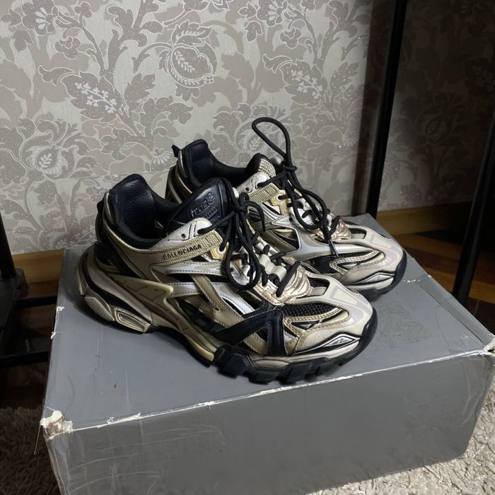 Balenciaga track 2