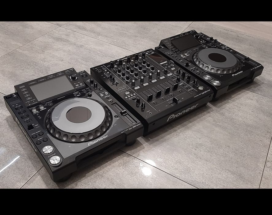 2xPioneer CDJ 2000 Nexus/DJM900 Nexus kompletna konsola (case gratis