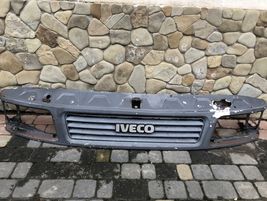 Передня  частина на івеко дейлі