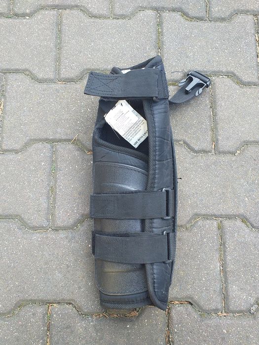 Ochraniacz na przedramie ,militaria,demobil,OPP,PZ,SW,wojskowe,ochrona