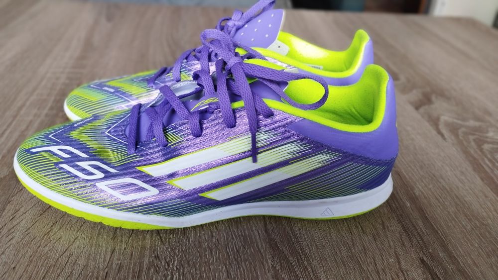 Halówki Adidas f50 jak nowe