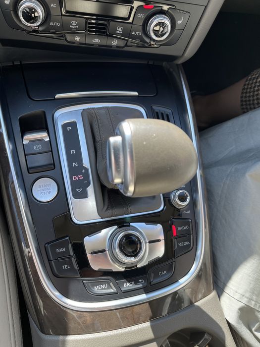 Audi q5 Premium Plus 2.0 tfsi quattro