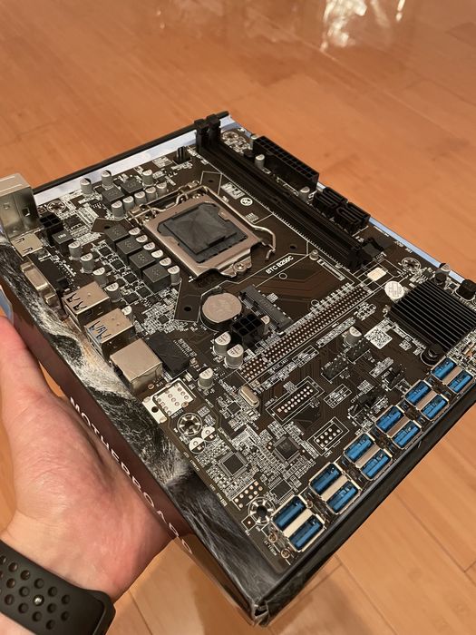 B250C BTC Mining Motherboard на 12 карт