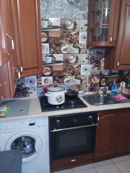 Сдам посут.,почасово однокомнатную кв. ул.Я.Мудрого