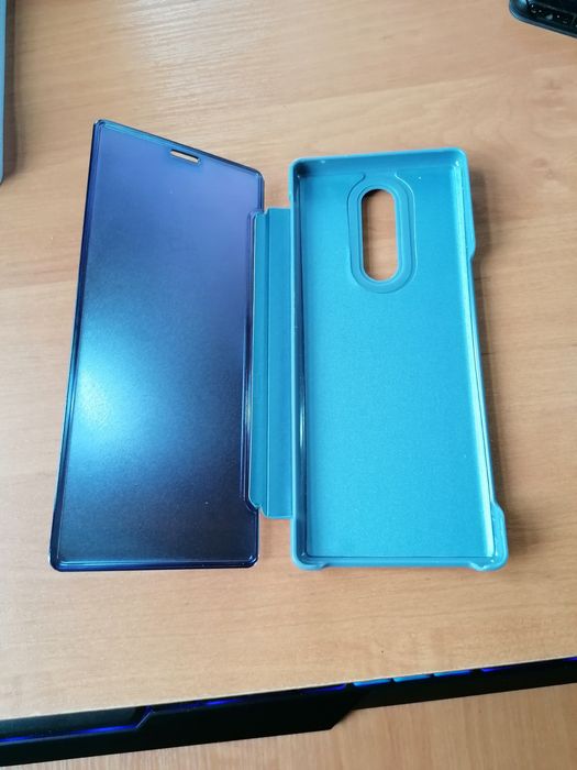 Pokrowiec, Etui Sony Xperia XZ4-SB