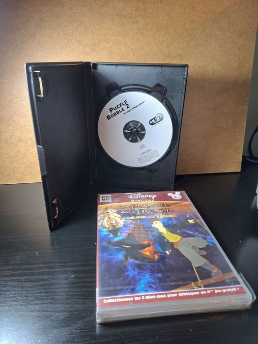 Conjunto de 12 jogos de PC [CD-Rom e DVD]