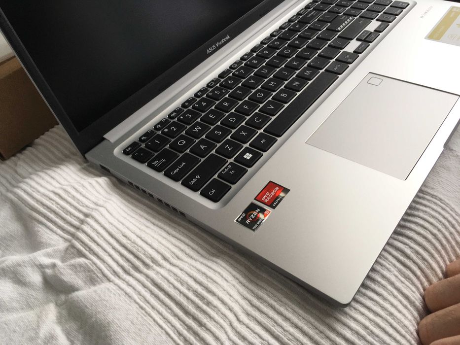 NOWY Laptop ASUS VivoBook 15 M1502YA-BQ336W 15.6" Windows 11 NOWY