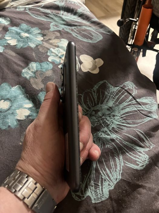 Sprzedam tel Honor 400 pro gwarancja