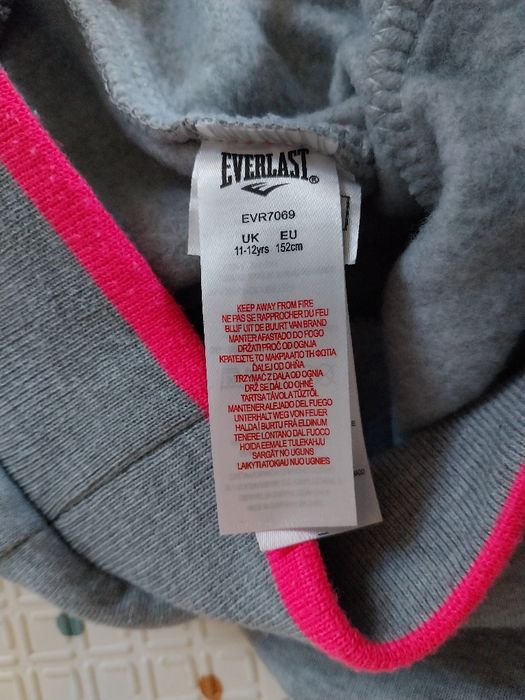 Oryginalne spodnie dresowe Everlast na 152-160cm