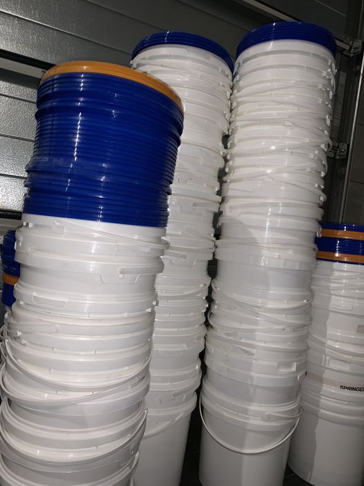 Продажа пластиковые ведра 10 л. 5 л., 3.л., 2,5