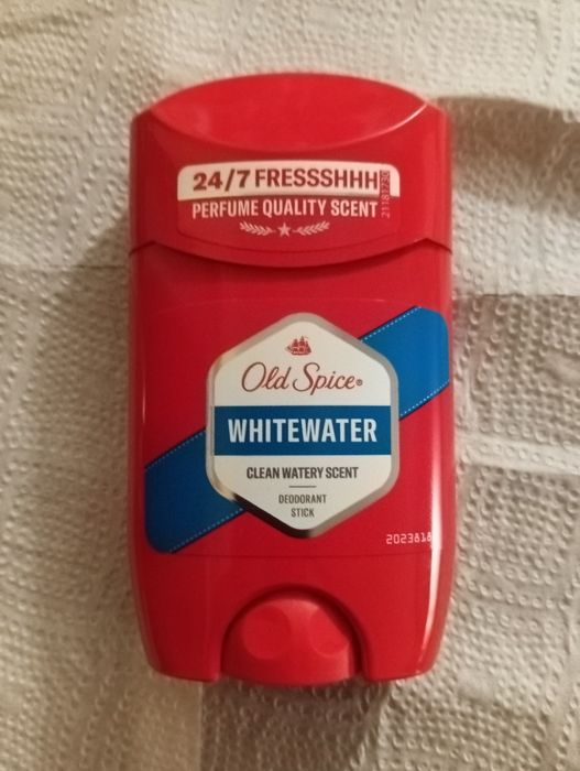 Old Spice Whitewater Dezodorant w sztyfcie dla mężczyzn 50ml. 4 szt.