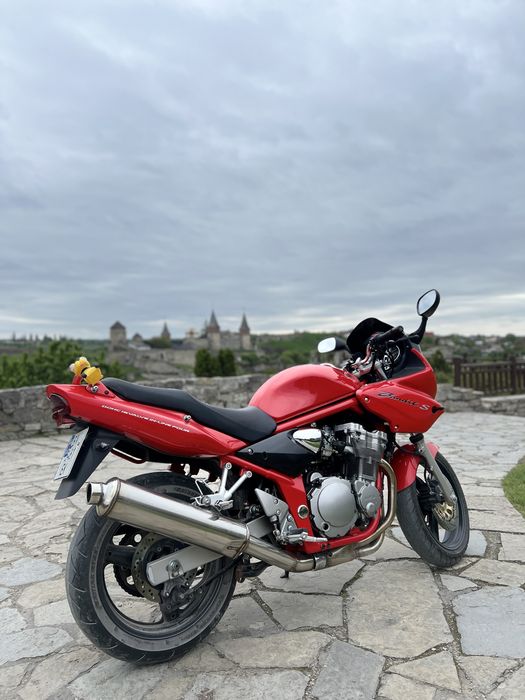 Мотоцикл SUZUKI  bandit GSF600S