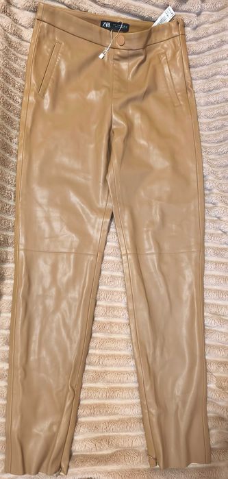 Шкіряні штани, легінси Zara, розмір М.