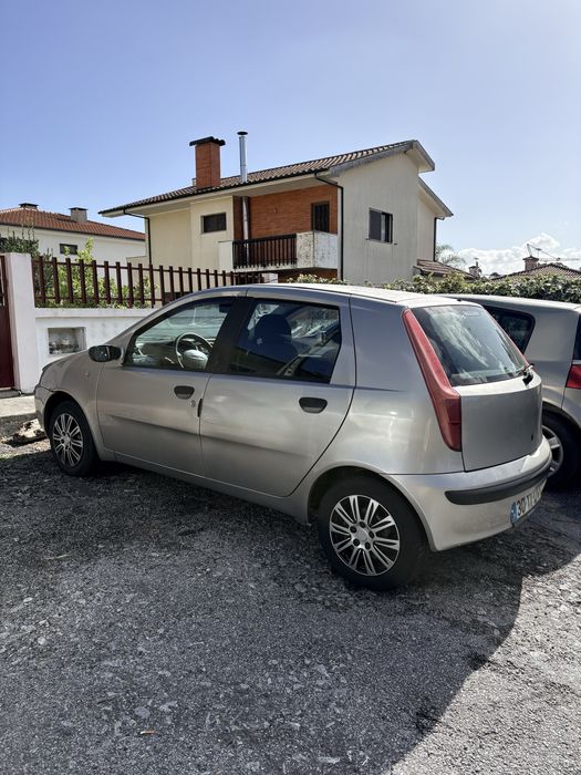 Fiat Punto pra reparar ou peças