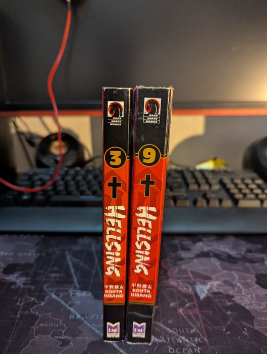 Manga Hellsing 3 e 9