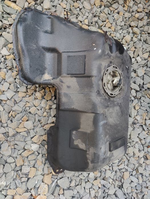 Zbiornik paliwa bak Audi A6 C4 2.5 TDI Quattro