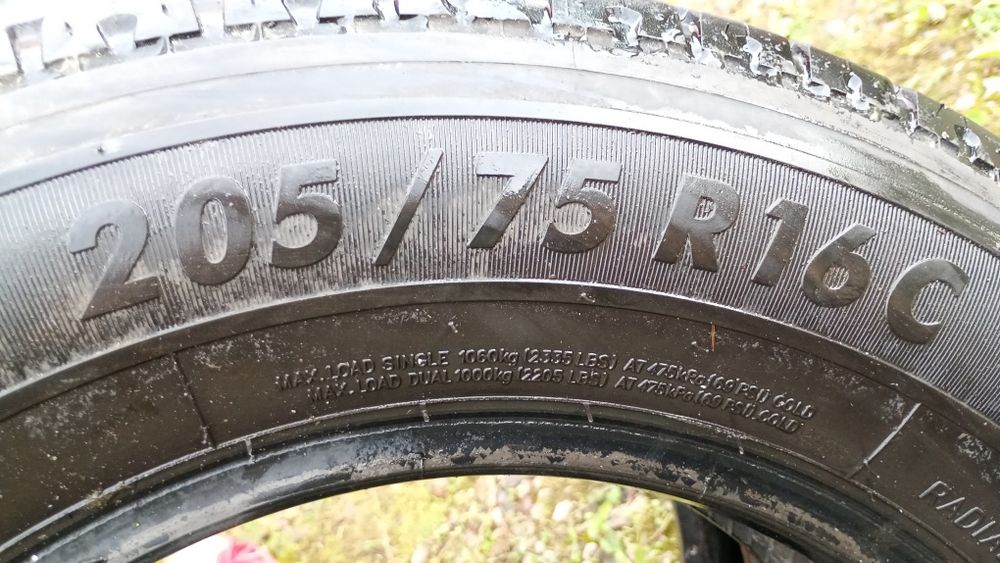 Sprzedam 2 opony letnie 205/75R16C Kormoran