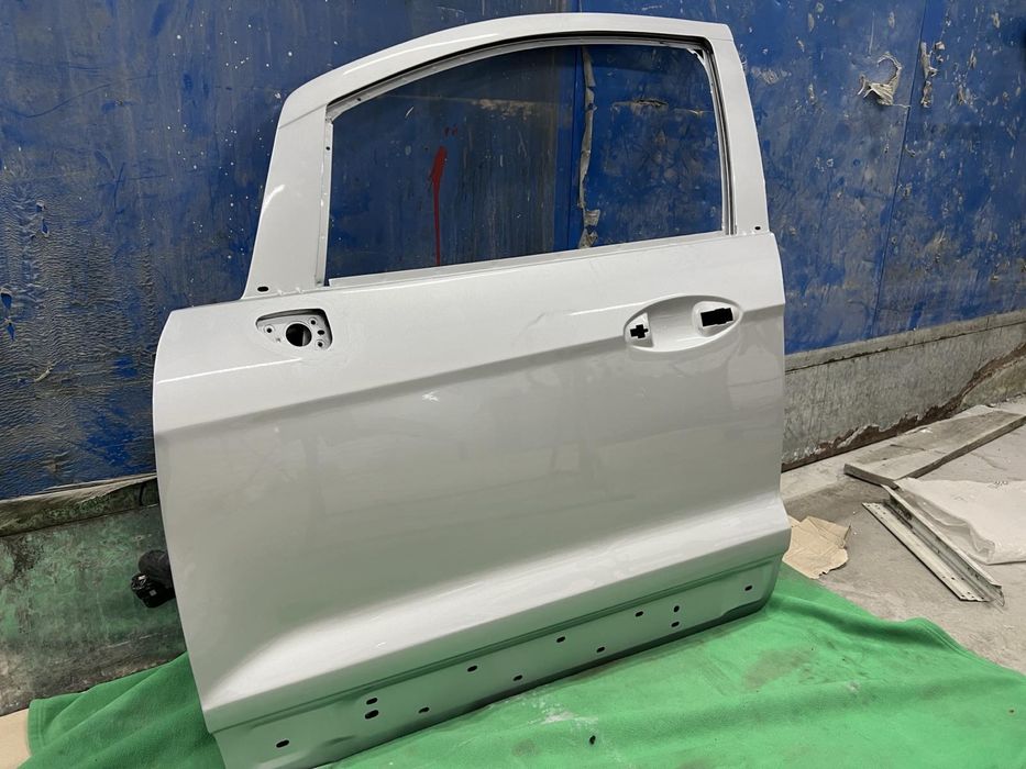 Двері ліві передні форд  Ford екоспорт 17-20 рік